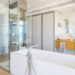 Ensuite Penthouse Panoramic Sea View With Jacuzzi Apartamento