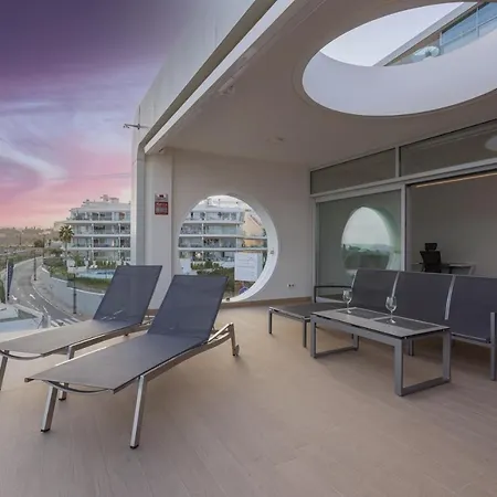 Ensuite Penthouse Panoramic Sea View With Jacuzzi