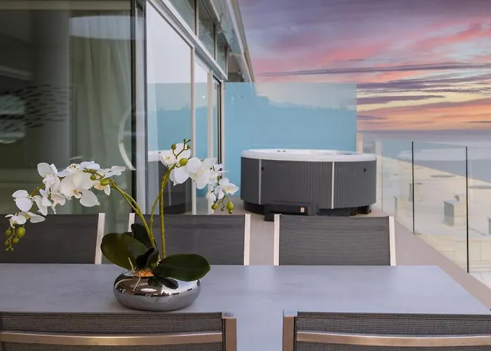 Ensuite Penthouse Panoramic Sea View With Jacuzzi * Fuengirola