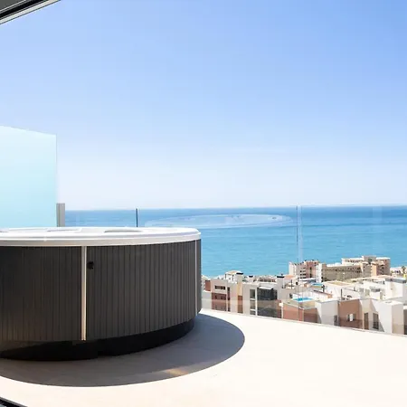 Ensuite Penthouse Panoramic Sea View With Jacuzzi فوينخيرولا