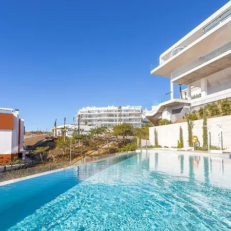 Ensuite Penthouse Panoramic Sea View With Jacuzzi