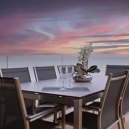 Ensuite Penthouse Panoramic Sea View With Jacuzzi 아파트 푸엔히롤라