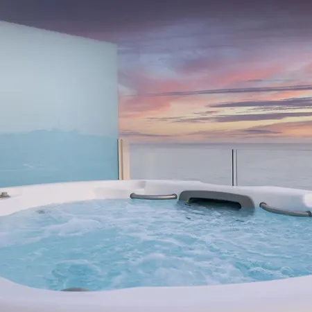 Ensuite Penthouse Panoramic Sea View With Jacuzzi *