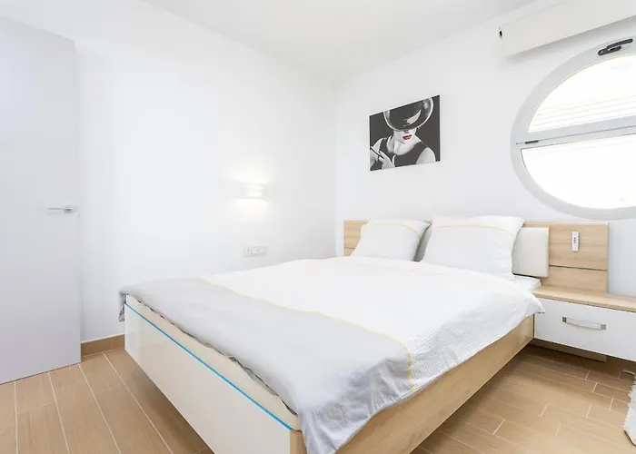 Ensuite Penthouse Panoramic Sea View With Jacuzzi * Fuengirola