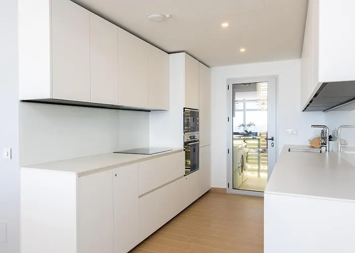 Ensuite Penthouse Panoramic Sea View With Jacuzzi Fuengirola