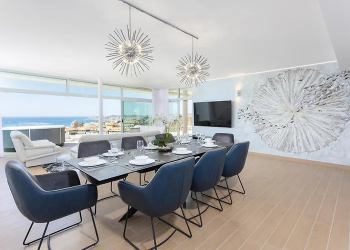 Ensuite Penthouse Panoramic Sea View With Jacuzzi