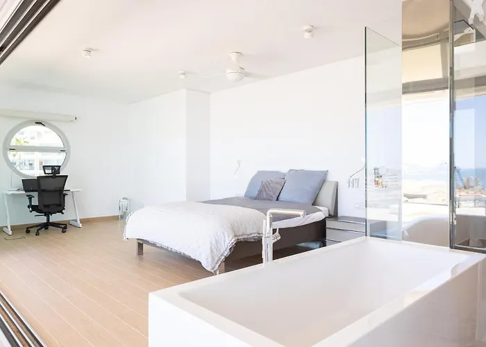 Ensuite Penthouse Panoramic Sea View With Jacuzzi * Fuengirola