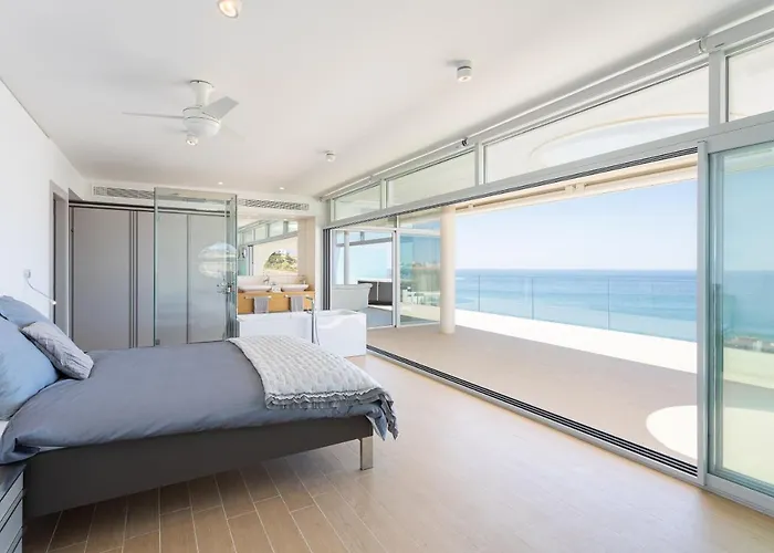 Ensuite Penthouse Panoramic Sea View With Jacuzzi